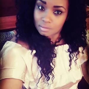 Meet your Posher, Ebony