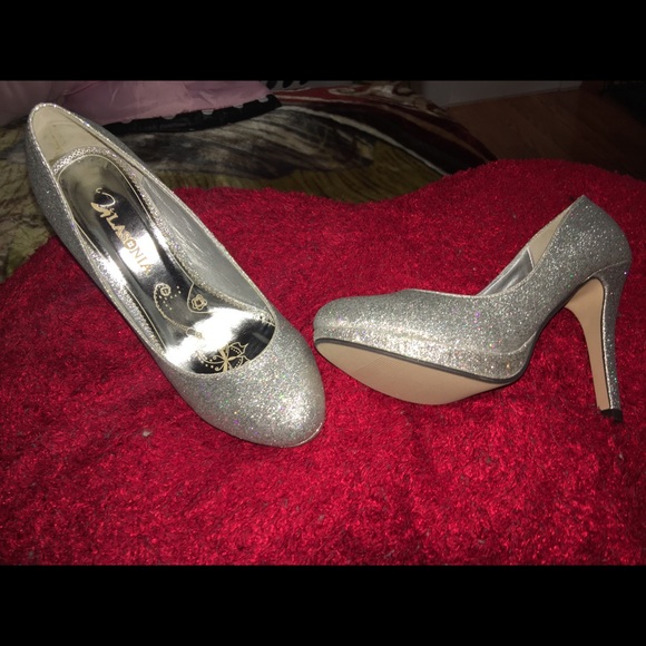 LASONIA heels - Picture 6 of 6