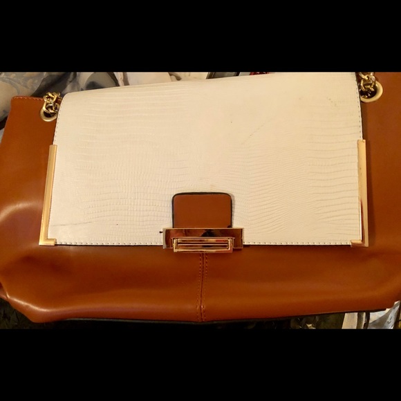 Women’s Hand Bag - Picture 2 of 3