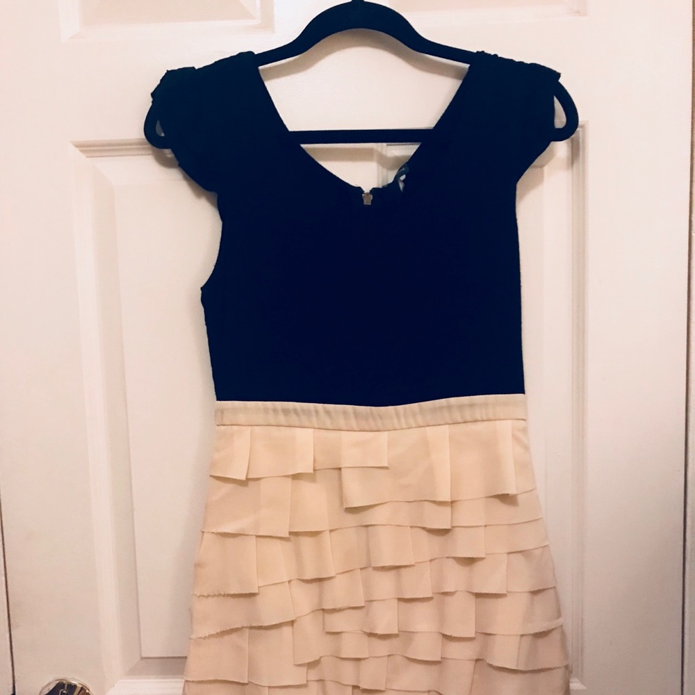 Forever 21 Black/cream ruffled dress