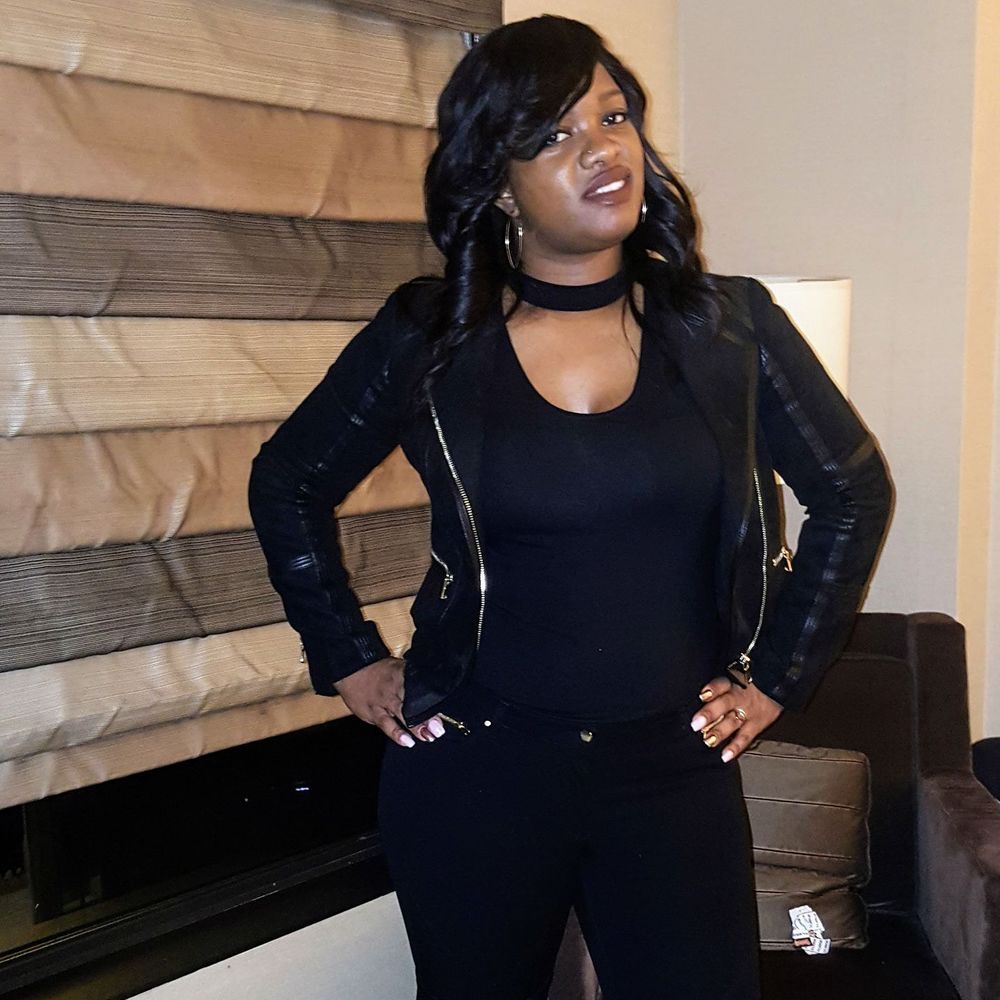 Meet your Posher, Jasmine