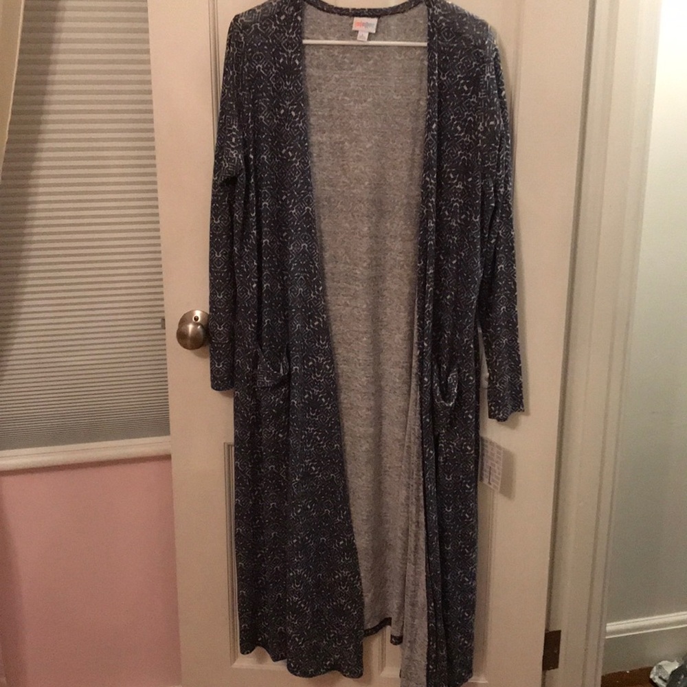 BNWT LulaRoe Sarah L Sweater Duster - cream & blue