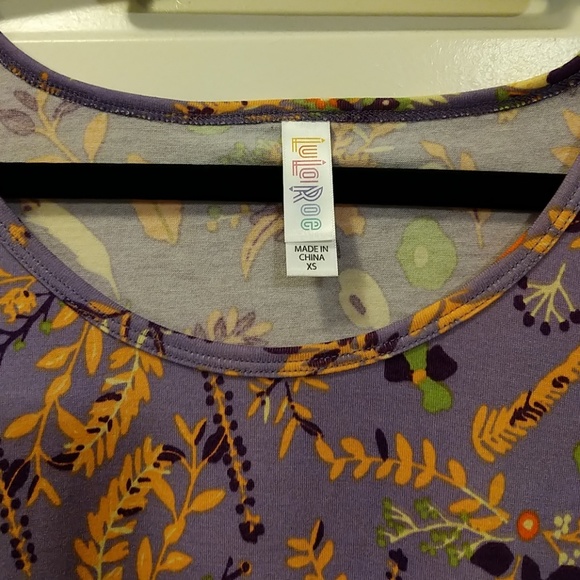 🆕 LuLaRoe Perfect T - Picture 4 of 4