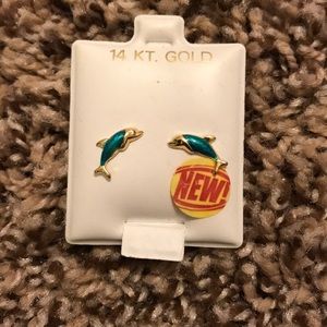 14 KT Gold Dolphin Stud Earrings