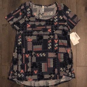 NWT Disney Classic Medium