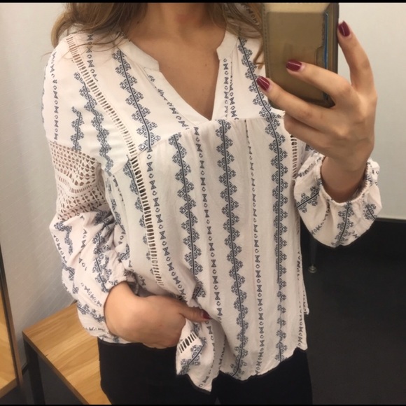 Tops - Boho long sleeve top. Tops - Boho long sleeve top.