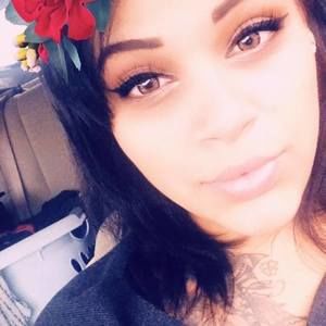 Meet your Posher, Arielle