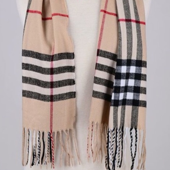 Plaid scarf - Picture 2 of 2