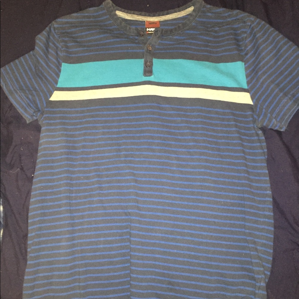 Blue striped t-shirt