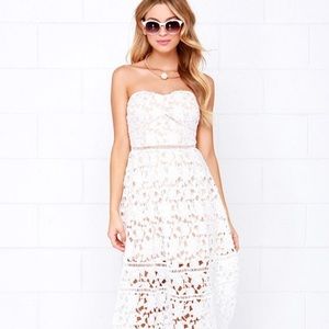 White Lulu's dress. Size Small!