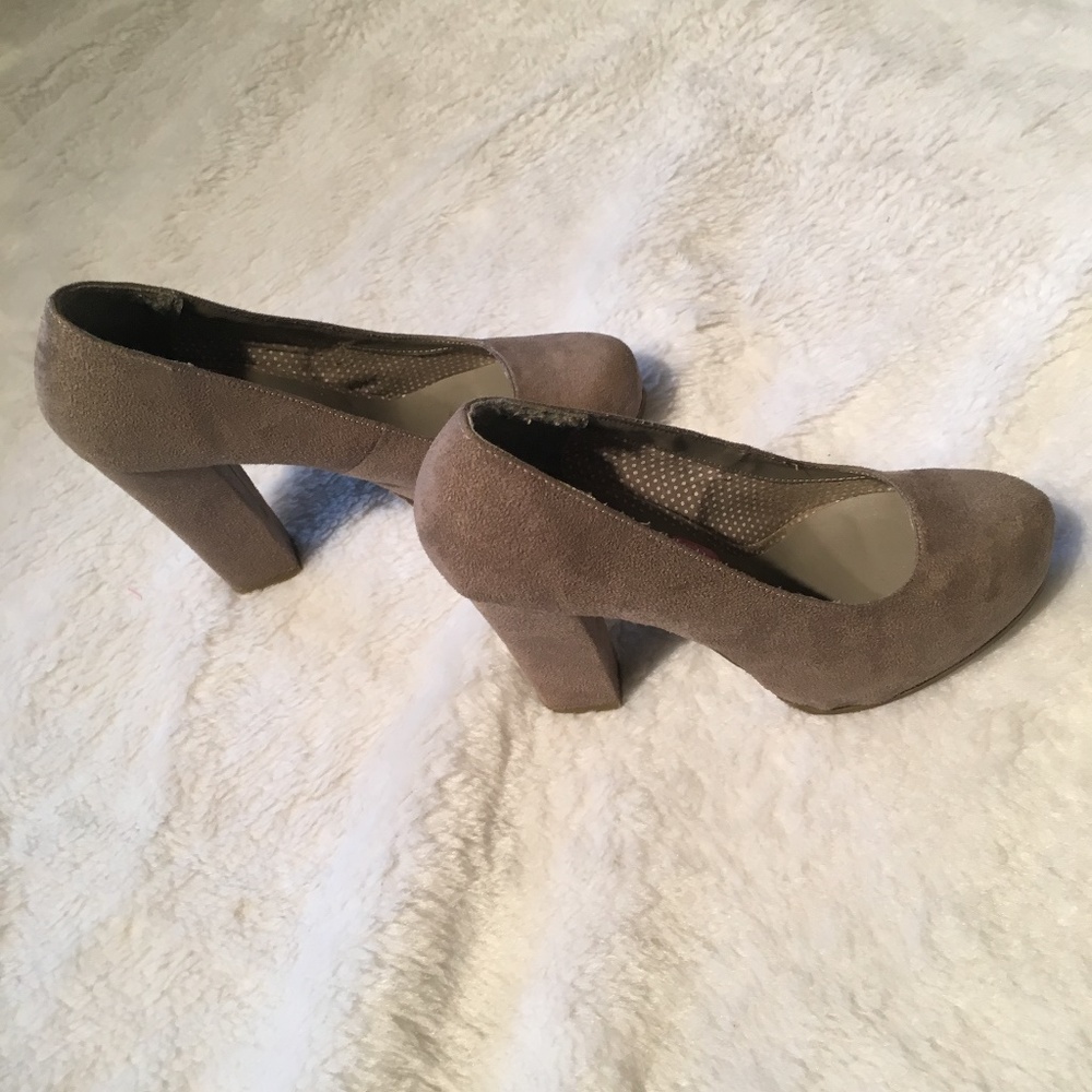 Candies Suede Block Heels Size 8.5