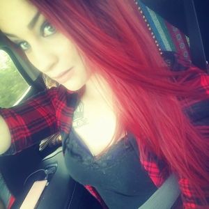 Meet your Posher, Sierra