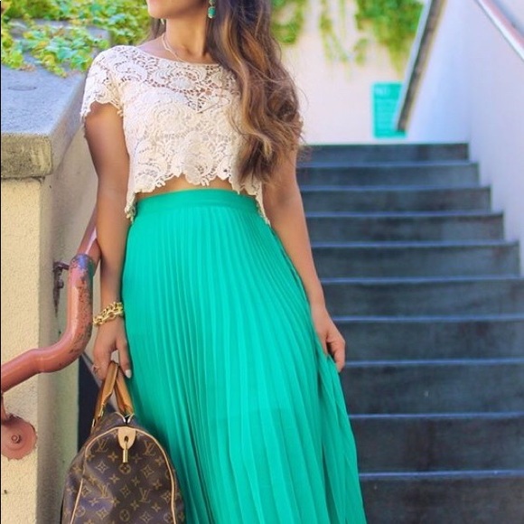 Express Top. - Picture 3 of 3