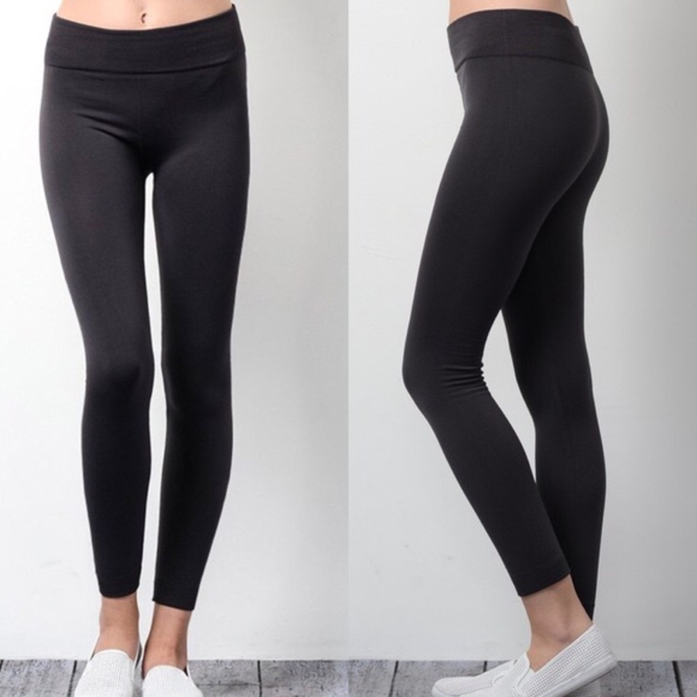 🔴WILA fleece lined black leggings! - Picture 2 of 3