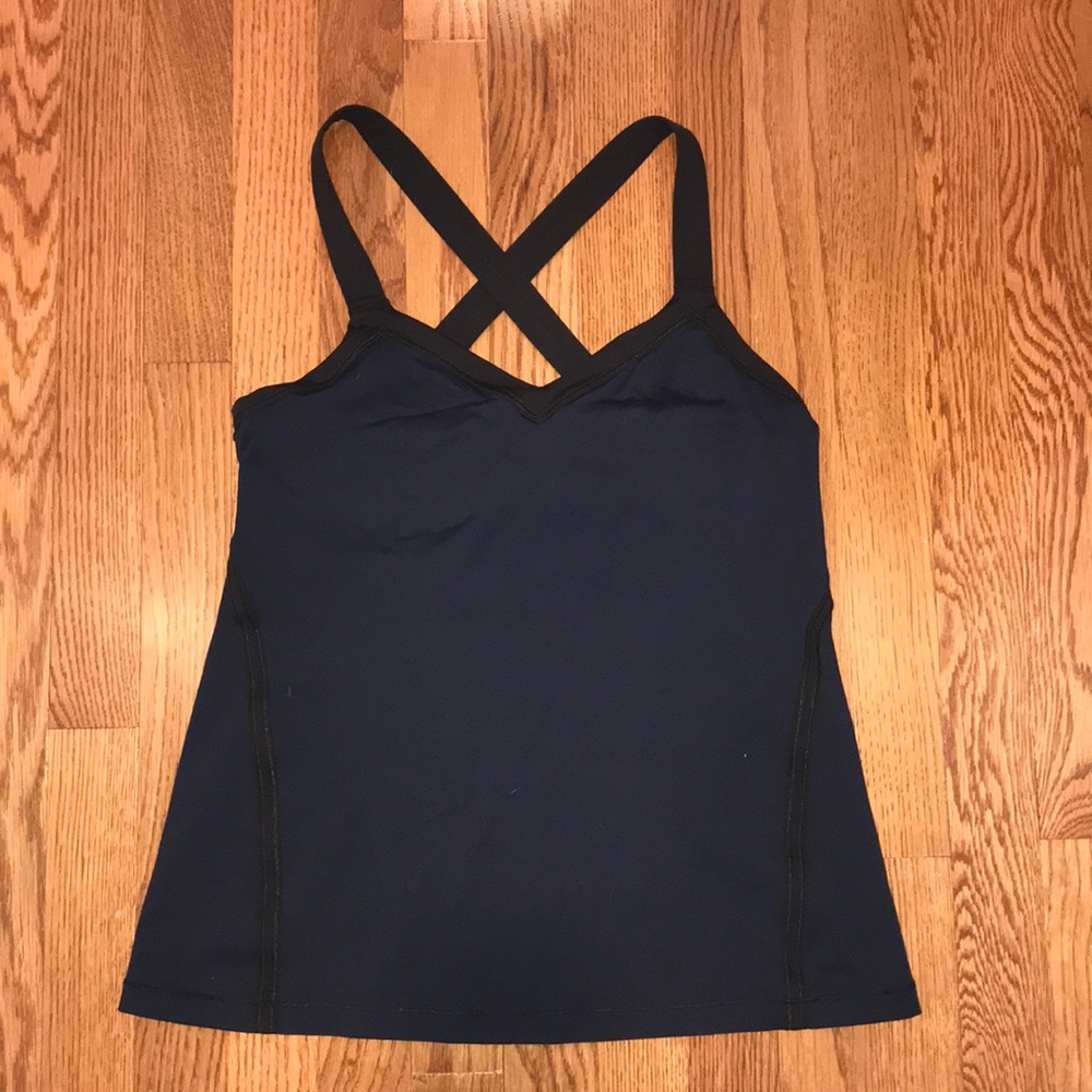 Lululemon tank