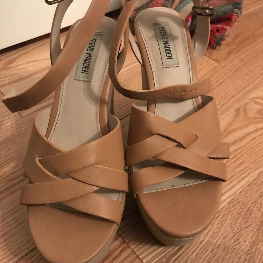 Steve Madden wedged