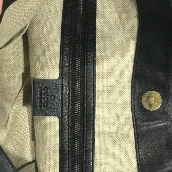 Gucci black leather hobo handbag - Picture 6 of 7