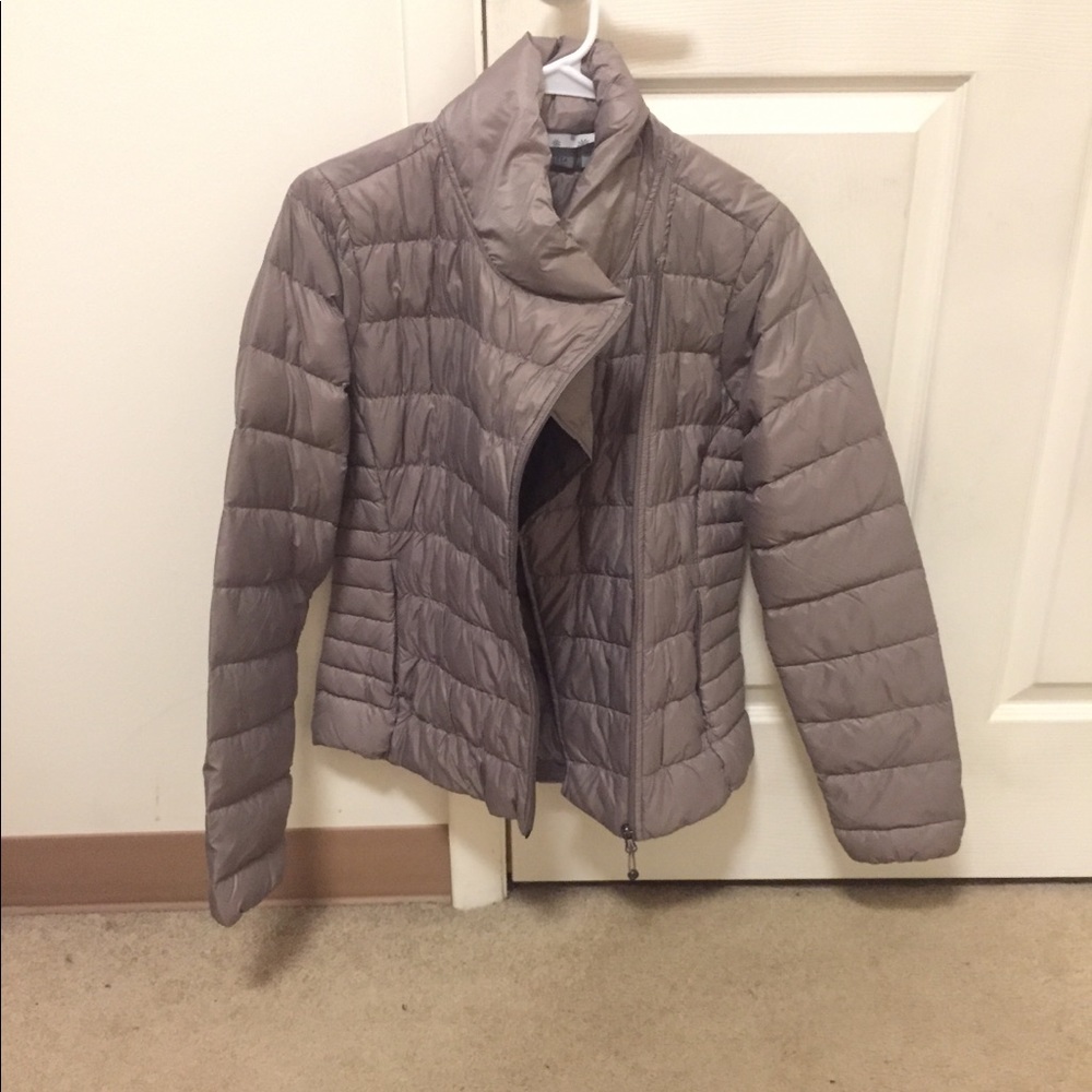 Athleta jacket size small