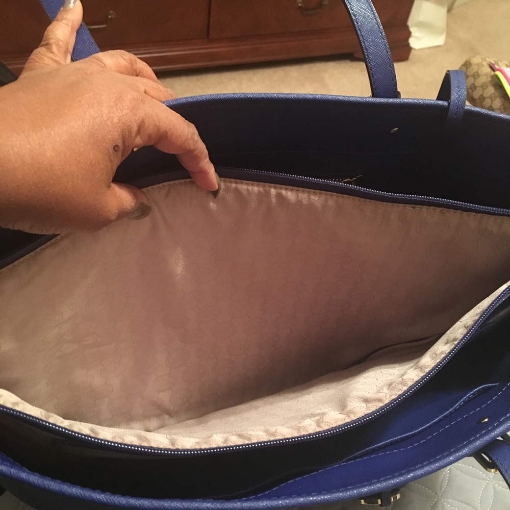 Royal blue Michael Kors tote - Picture 4 of 6