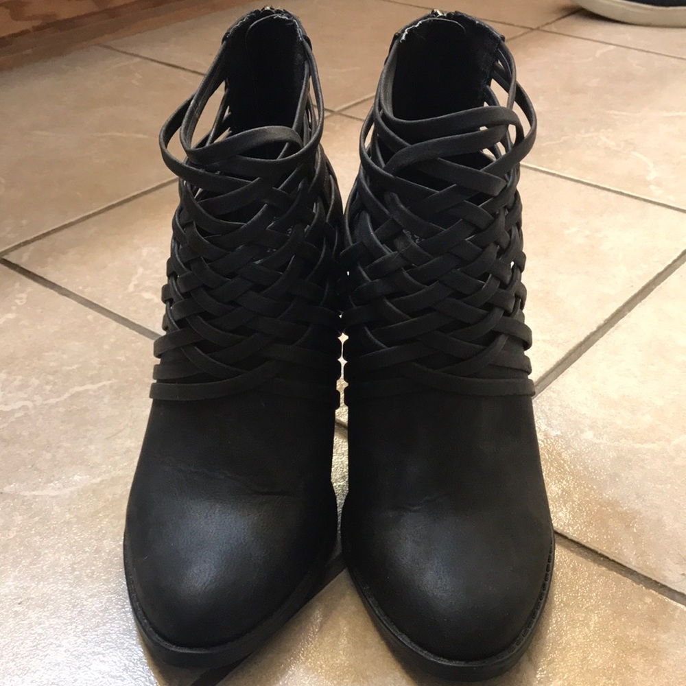 Mossimo booties