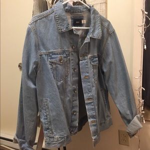 Urban jean jacket men’s large
