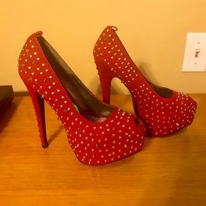 TRAFFIC Shoes / Red stilettos- heels