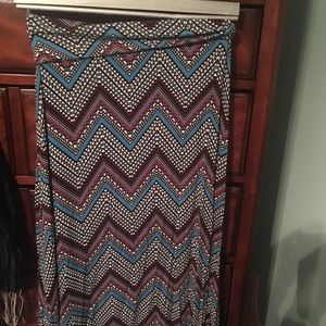 Amazing flattering long skirt