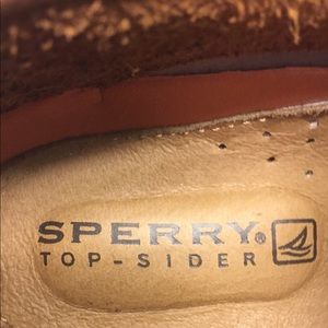 Sperry topsider