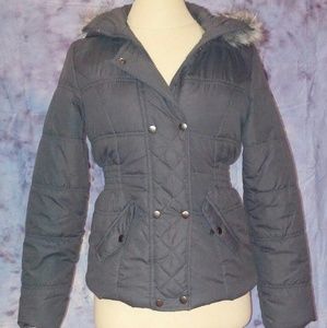 🔽Krush Faux fur poofy coat