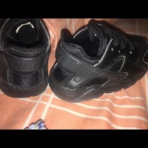 jordan huaraches toddler 6c