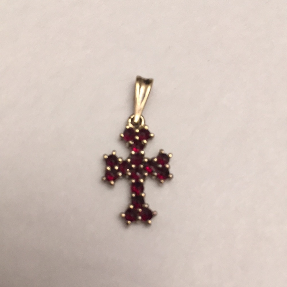 Cross Pendant. Metropolitan Museum. Brand New.