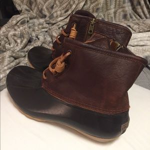 Sperry rain boot