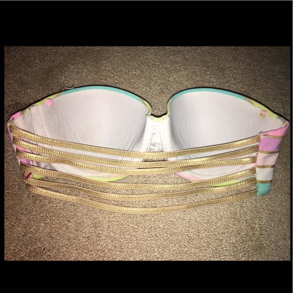 Victoria’s Secret Bikini Top - Picture 2 of 5