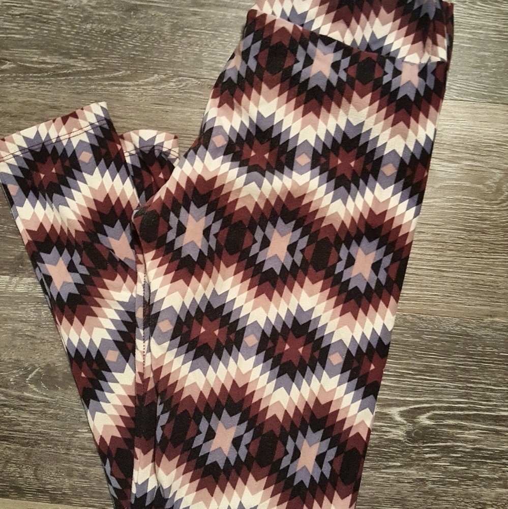 OS Lularoe leggings