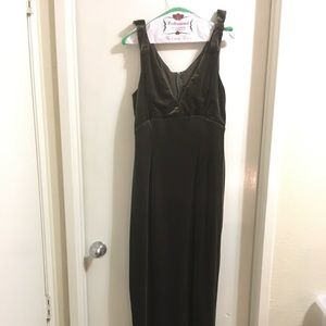 Laura Byrnes California Gilda Gown Olive Velvet
