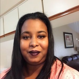 Meet your Posher, Yusmeylin