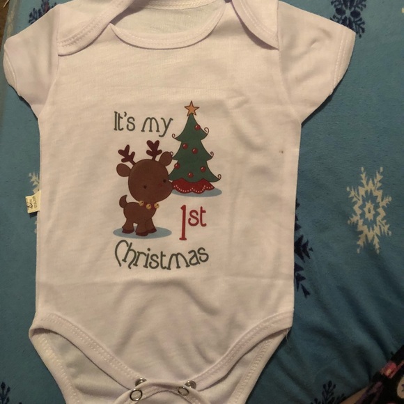 It’s My 1st Christmas onesies 0-3M - Picture 2 of 2
