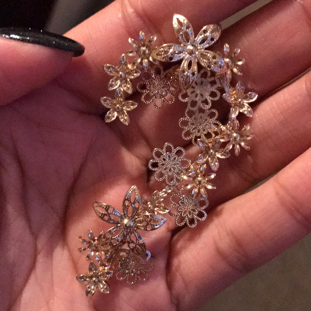 Earring cuff