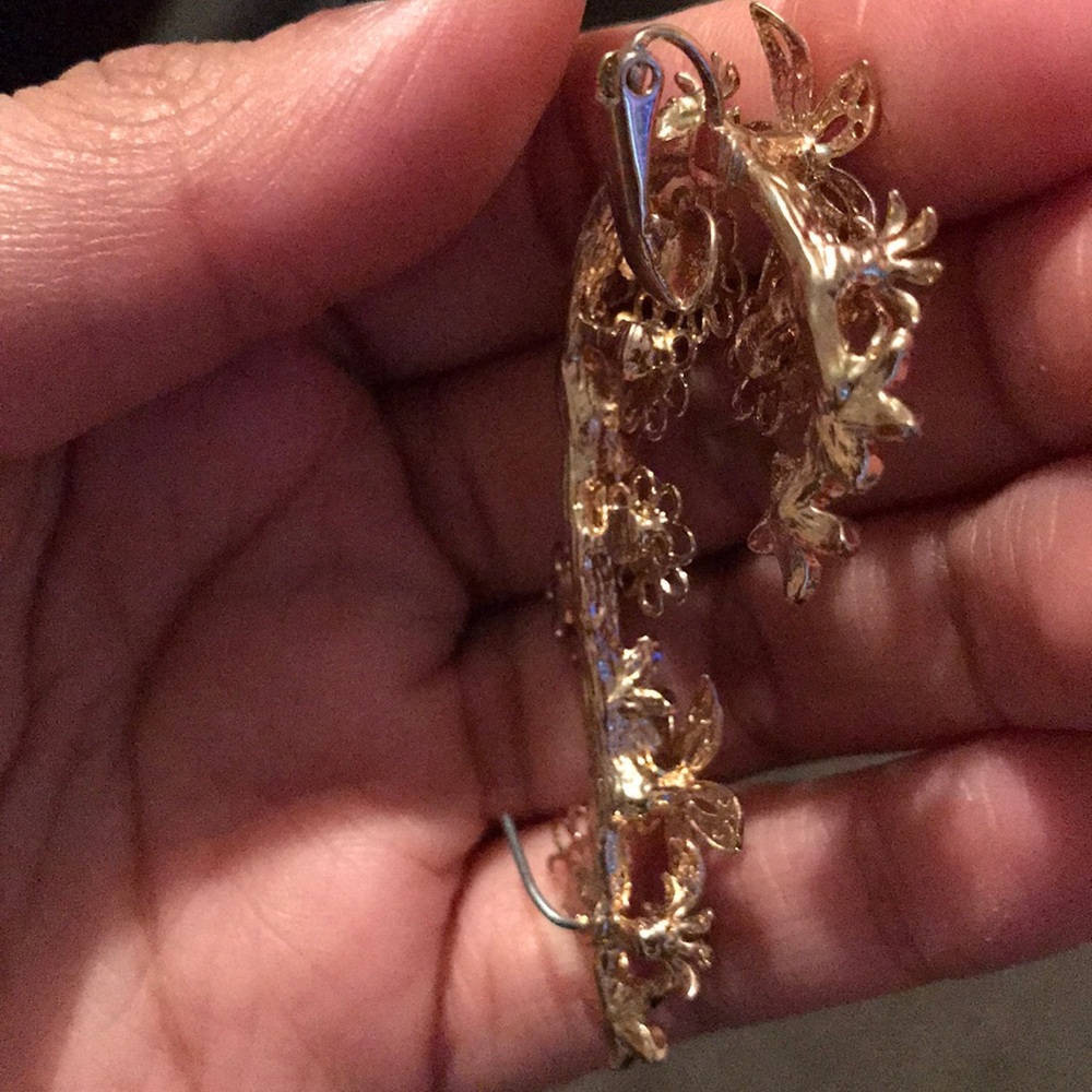 Earring cuff - Picture 2 of 3