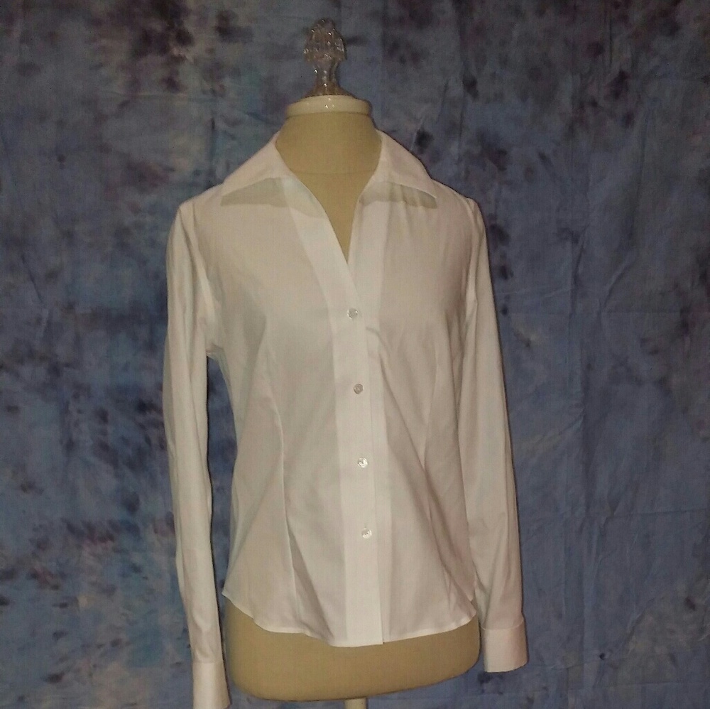 ❗ FINAL PRICE ❗Jones New York White dress shirt