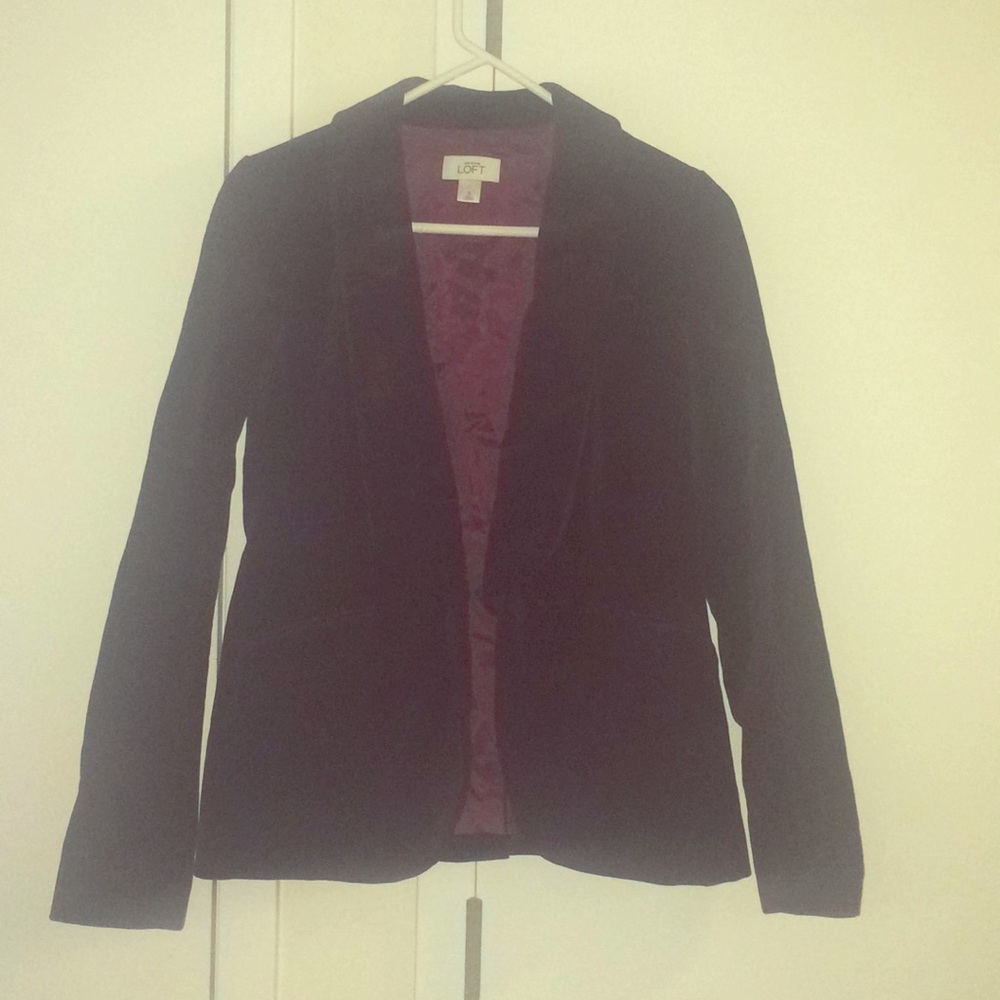 Sz0 LOFT wine velvet blazer