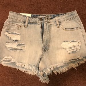 Klique B. Denim, distressed high rise short