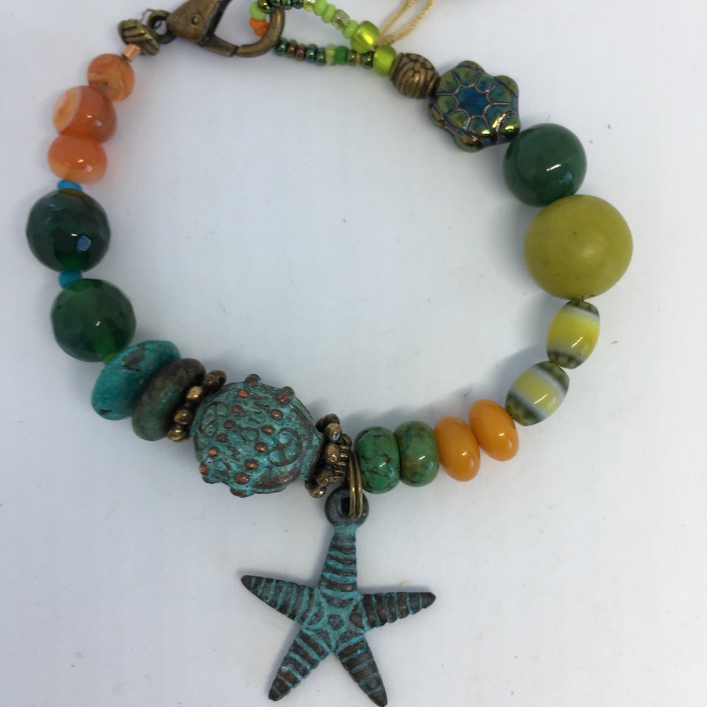 Bracelet with Seastar.