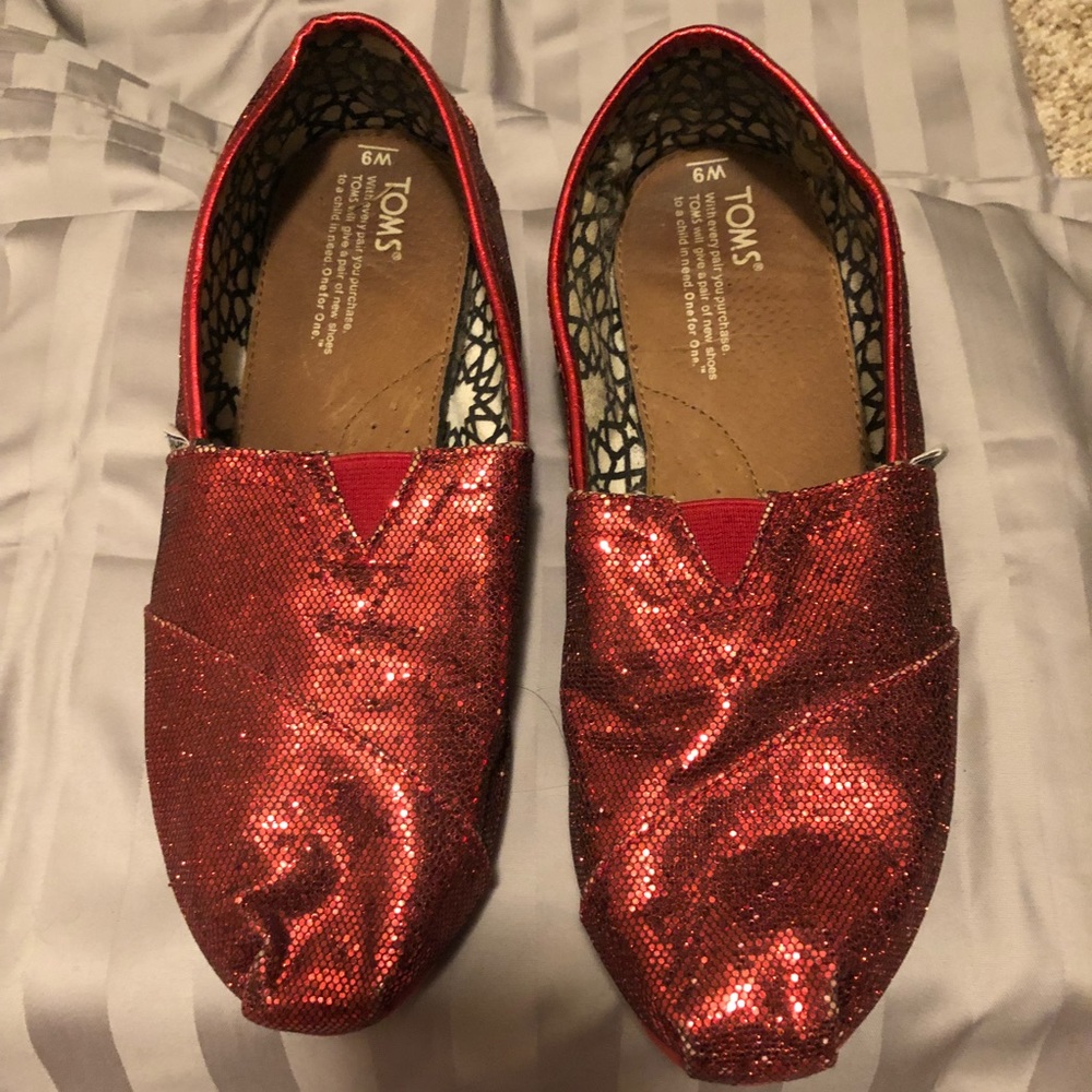 Red Glitter Toms