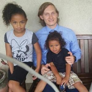 Meet your Posher, Louis