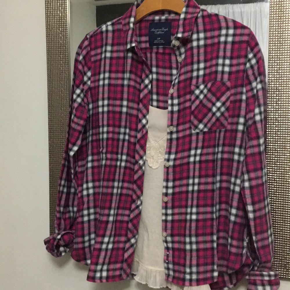 AEO Plaid Buttondown Shirt.