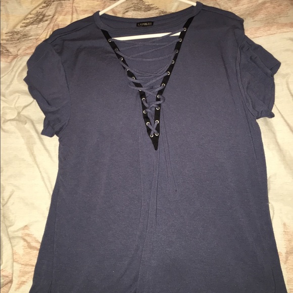 criss cross t shirt - Picture 1 of 1