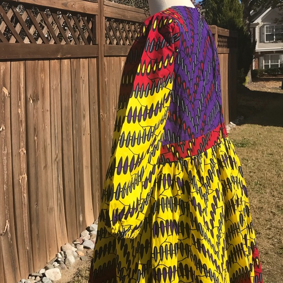 ❌SOLD❌African Print Women’s Plus Size Maxi Dress - Picture 4 of 8