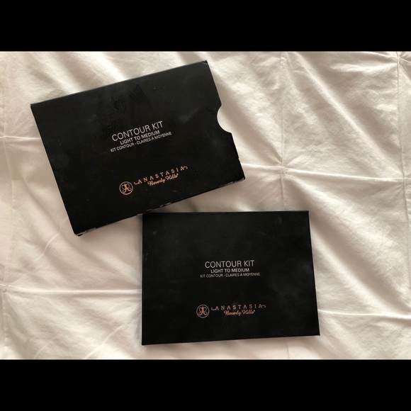Anastasia Beverly Hills Makeup Contour Kit Poshmark