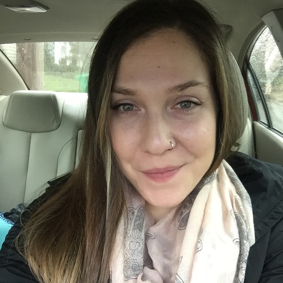 Meet your Posher, Marina - Picture 1 of 1